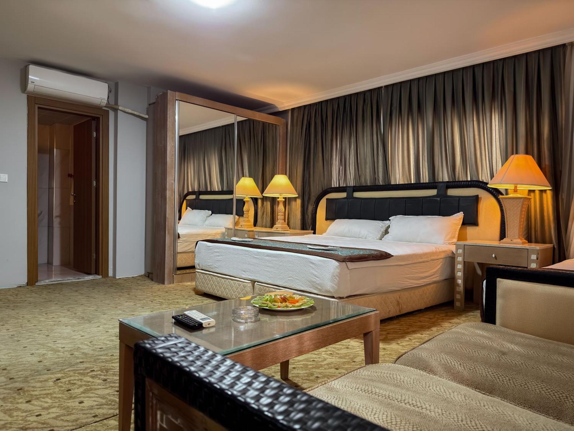Sever Suites Hotel Анталия Екстериор снимка